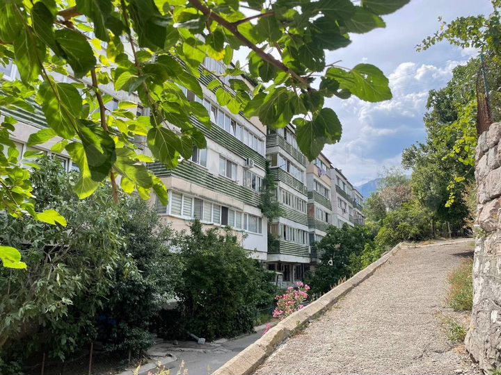 3-к. квартира, 95,7 м², 4/5 эт.