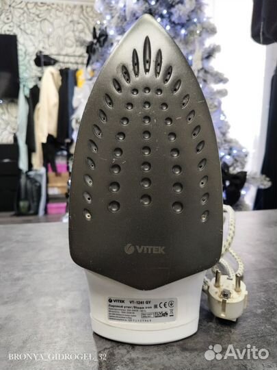 Утюг vitek