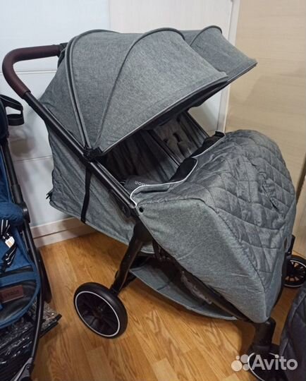 Коляска для двойни (новая)