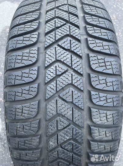 Pirelli Winter Sottozero 3 225/40 R18 92V