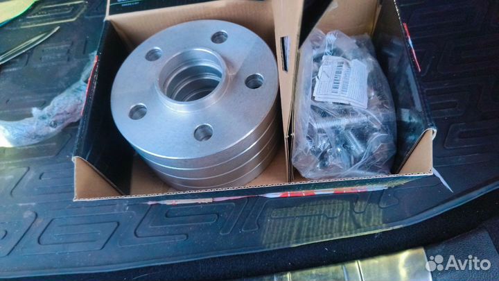 Проставки колесные не Geely Tugella 20мм