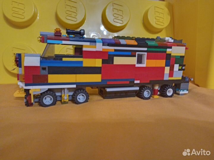 Лего локомотив (Реальная модель npcu F40PH)