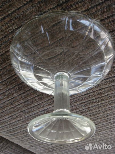 Ваза на ножке. Фруктовница