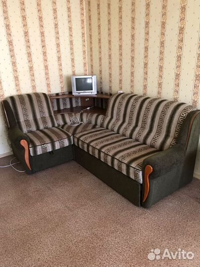 Угловой диван бу