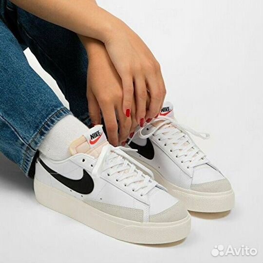 Кроссовки Nike blazer