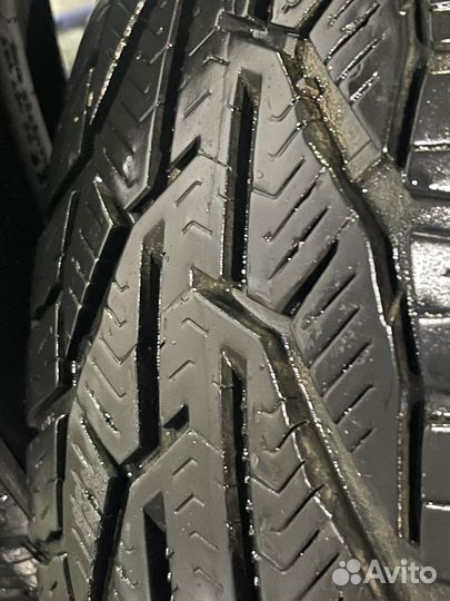 Tigar Winter 215/60 R16