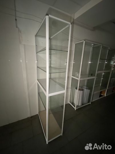 Стеллажи, зеркала