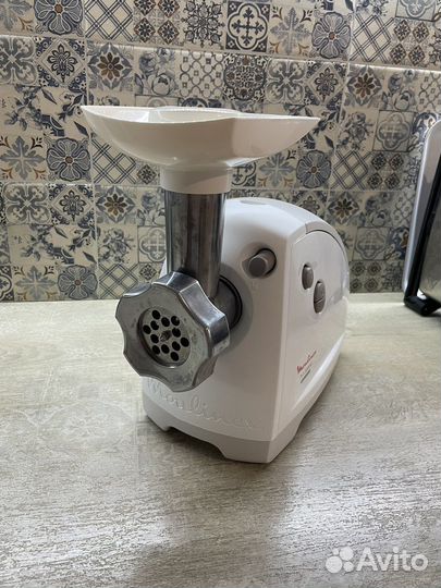 Мясорубка с теркой Moulinex hv8 2000w