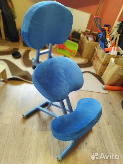 Детский стол и стул для школьника