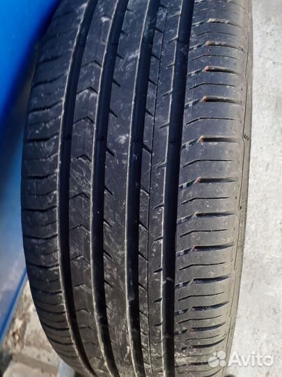 Continental ContiPremiumContact 5 225/60 R17 V