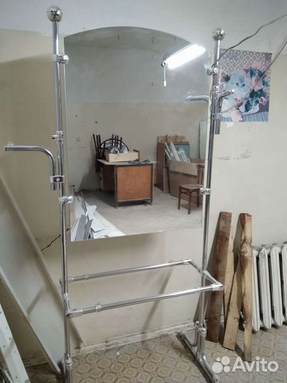 Зеркало напольное