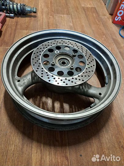 Колесный диск колесо suzuki GSF250 серый