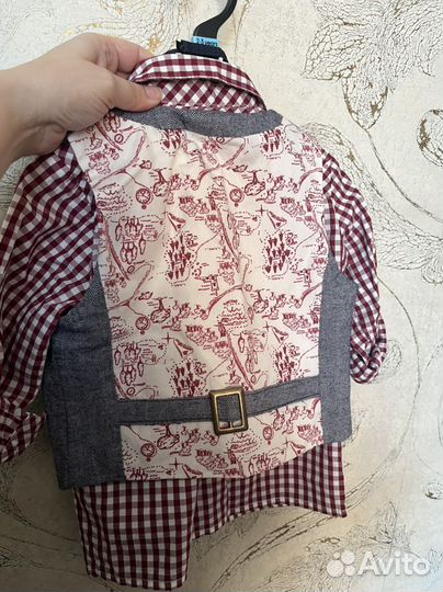 Нарядный костюм для мальчика 98