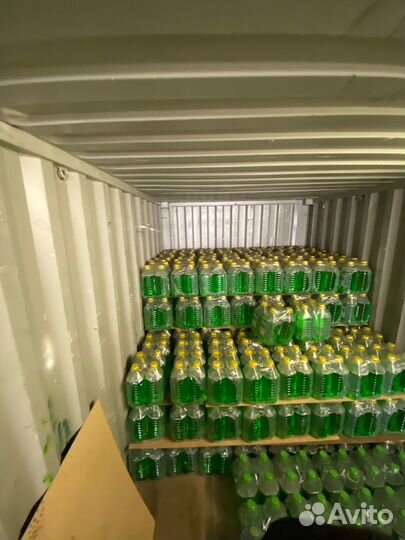 Омывашка зелёная, жёлтая крышка