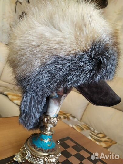 Шапка из лисиц-комбинированая-рыжей и серебристо-ч