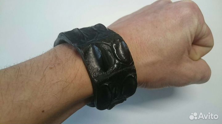Браслет из крокодила