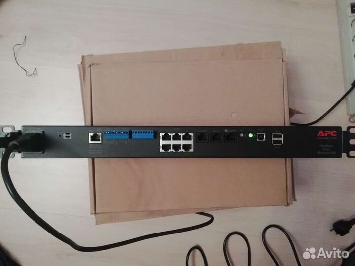 Контроллер датчиков APC netbotz rack monitor 450