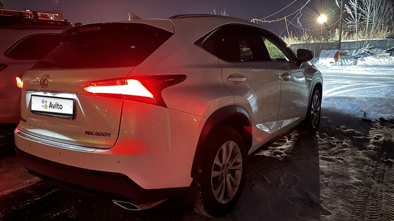 Lexus NX: фото владельца