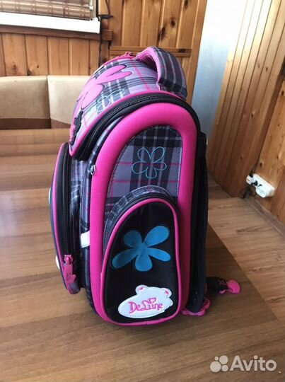 Рюкзак школьный
