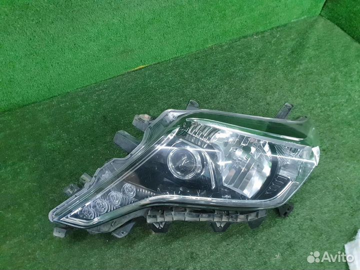 Фара левая Toyota Land Cruiser Prado