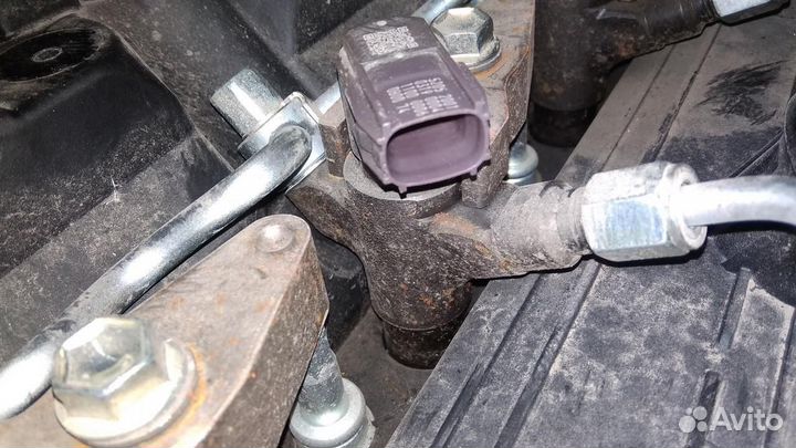 Форсунка топливная Toyota Auris