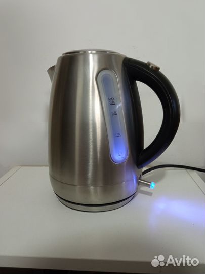 Чайник электрический с подсветкой б/у