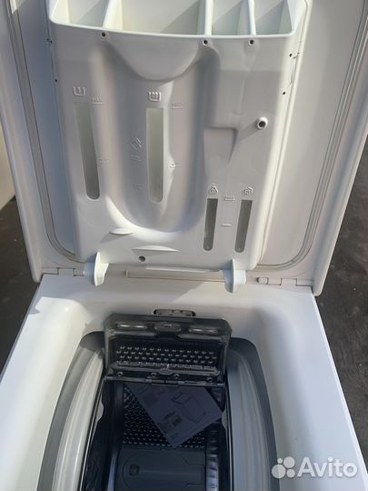 Стиральная машина с вертикальной загрузкой