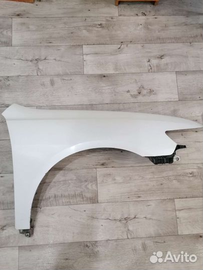 Крыло переднее на хонду аккорд
