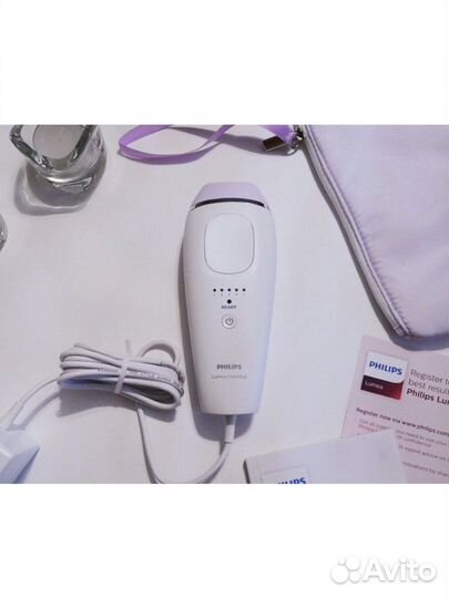 Фотоэпилятор Philips Lumea Essential BRI863