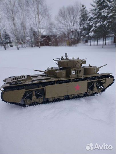 Советский танк Т-35 модель в масштабе 1:35