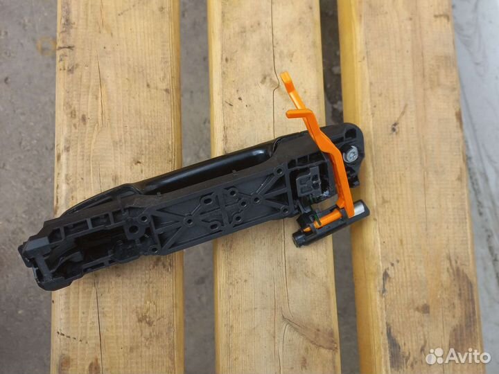 Ручка двери задней левой Toyota Camry V55 50 55