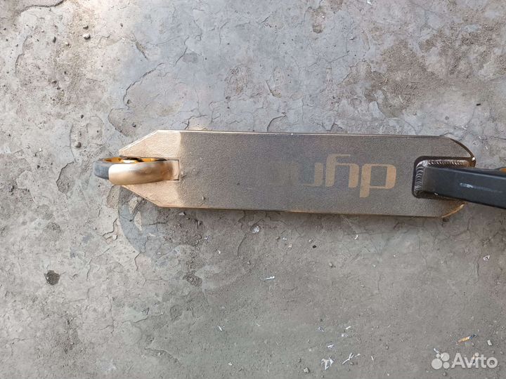 Трюковой самокат