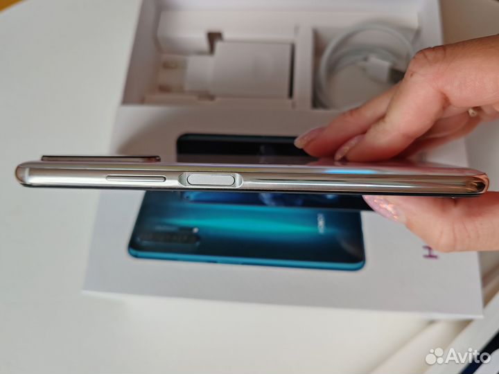 Мобильные телефоны бу honor