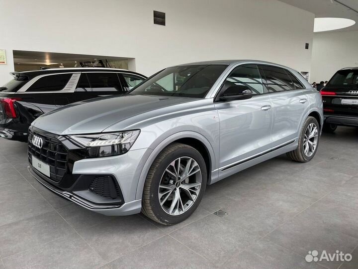 Audi Q8 3.0 AT, 2022