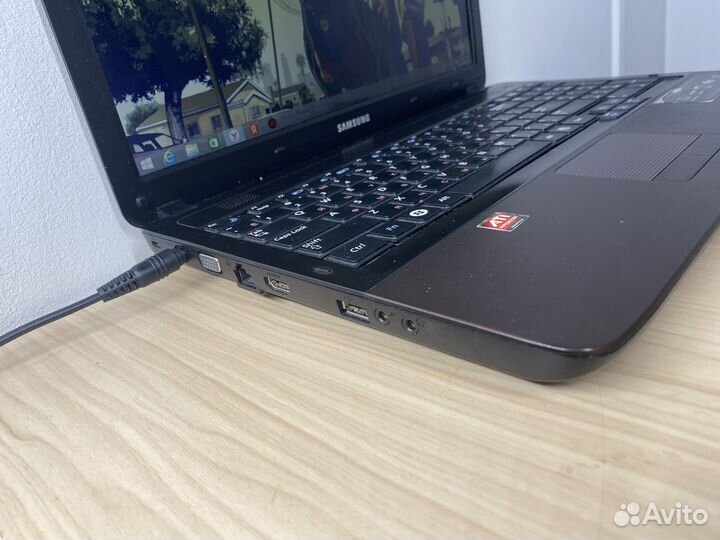 Игровой ноутбук samsung 2видеокарты