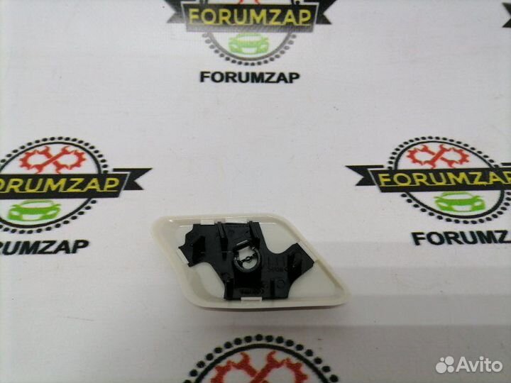 Крышка форсунки омывателя фар передняя левая Ford