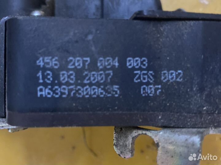 Замок левой правой сдвижной двери mercrdes w639