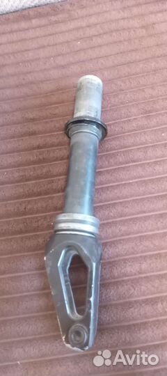 Вилка для трюкового самоката