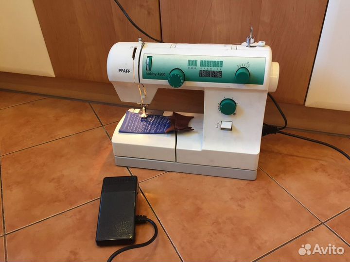 Швейная машина Pfaff Hobby 4260
