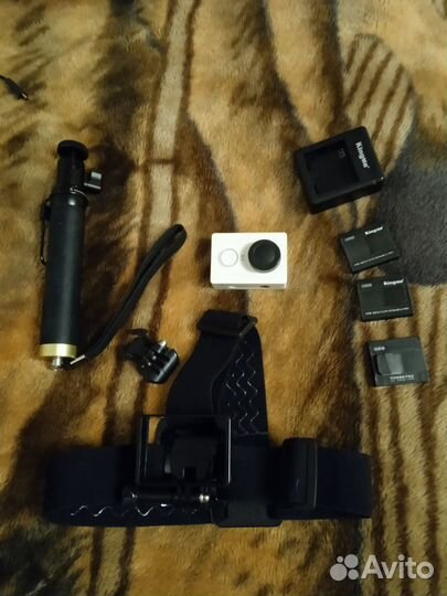 Экшн камера xiaomi yi