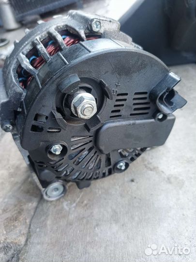 Генератор 1.8 бензин Renault Laguna 2