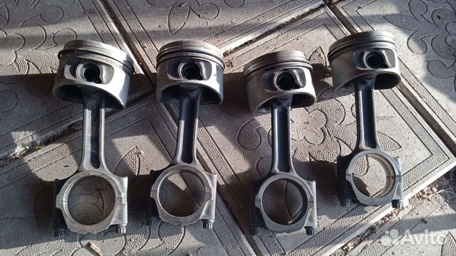 Поршень с шатуном