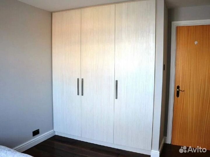 Шкаф распашной новый в рассрочку без банка