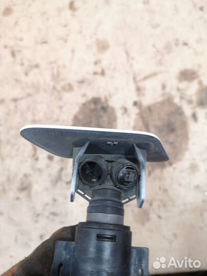 Форсунка омывателя Bmw X3 F25-WY32 передняя левая