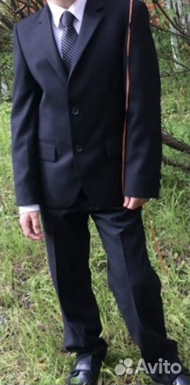 Костюм (пиджак, брюки)