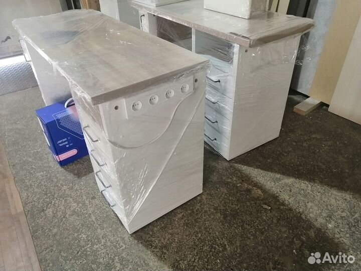 Изготовление маникюрных столов
