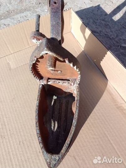 Утюг старинный антикварный