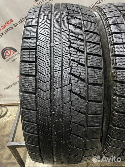 Bridgestone Blizzak VRX 235/45 R18 94S