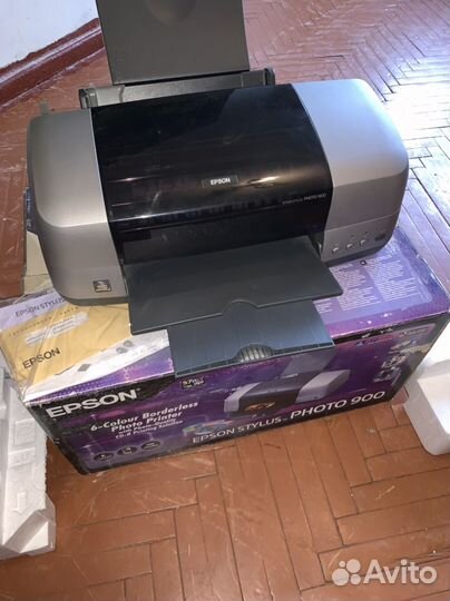 Цветной струйный принтер Stylus Photo 900
