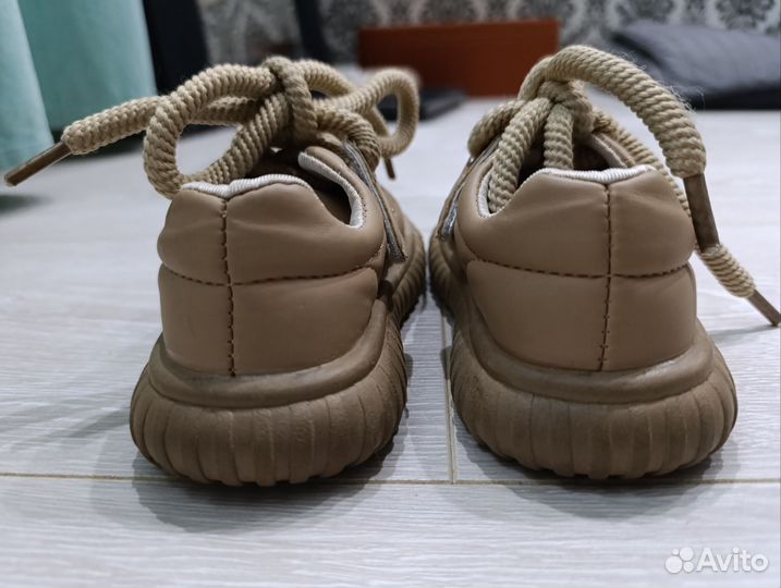 Ботинки детские 23